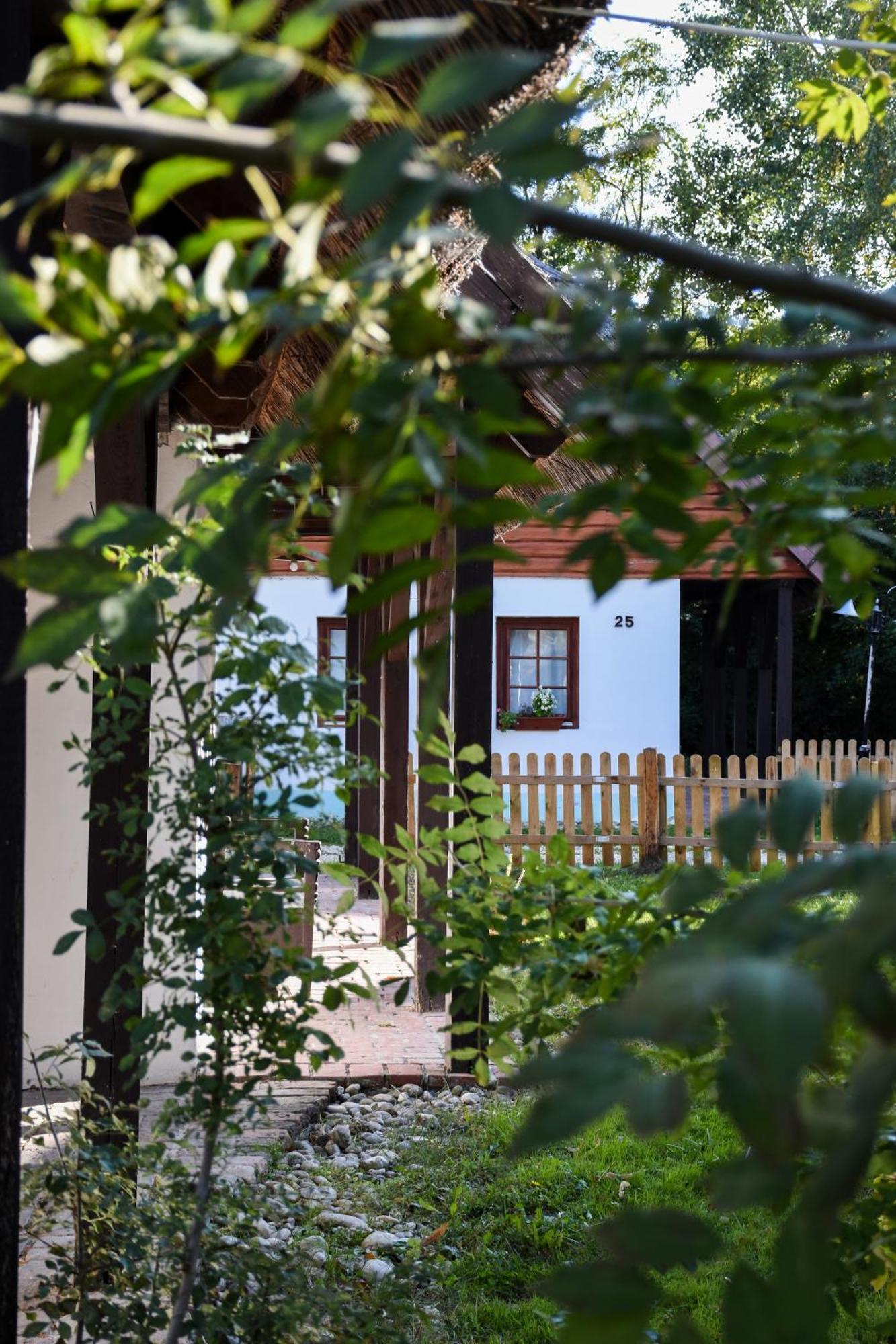 Hotel Bohém Birtok és Csárda Zamárdi Exterior foto